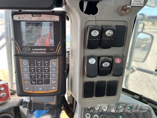 CAT 986K Wielladers