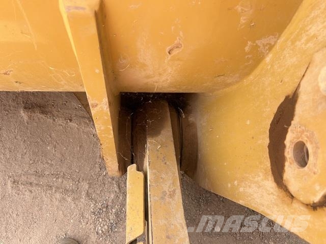 CAT 986K Wielladers