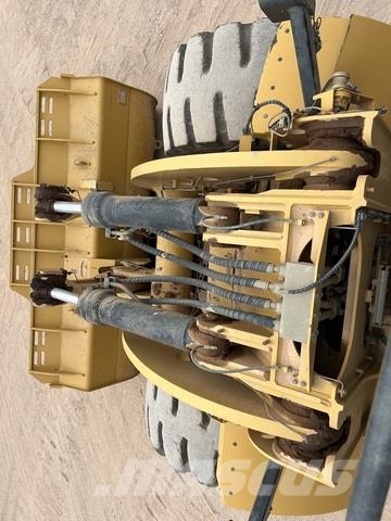 CAT 986K Wielladers
