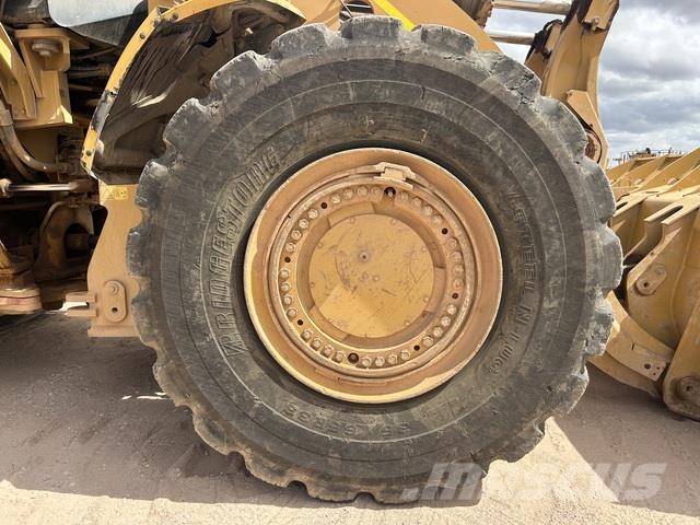 CAT 986K Wielladers