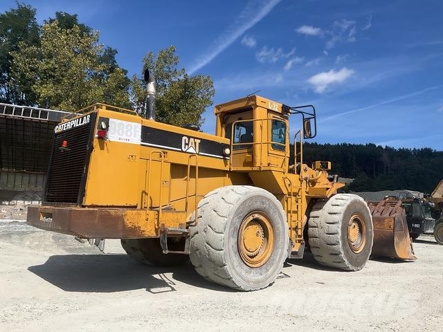 CAT 988F Pyöräkuormaajat