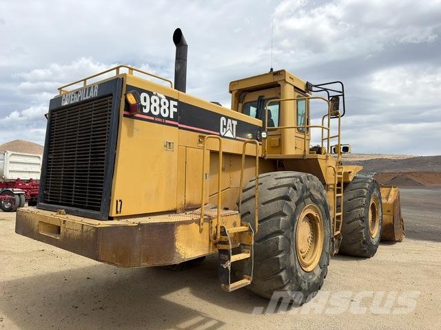 CAT 988F 輪胎式裝載機