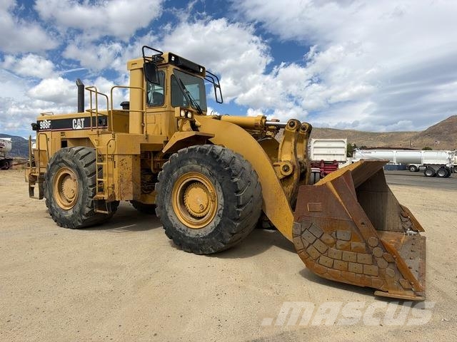 CAT 988F 輪胎式裝載機