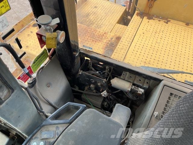 CAT 988H Utovarivači na točkove