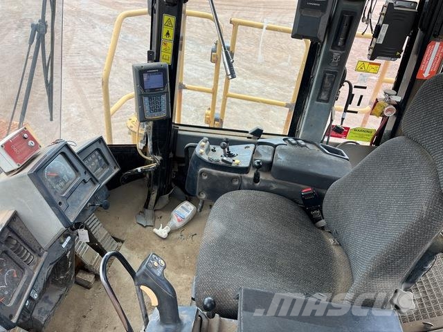 CAT 988H Utovarivači na točkove
