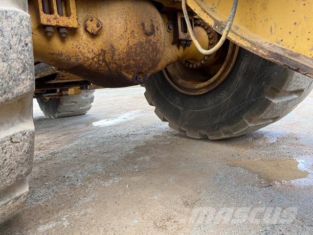 CAT 988H Utovarivači na točkove