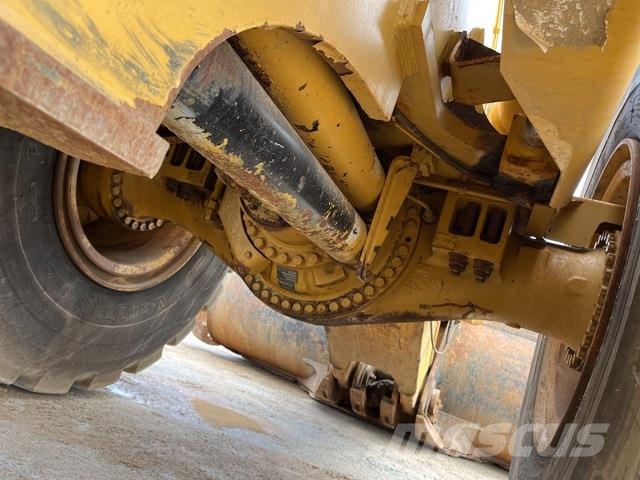 CAT 988H Utovarivači na točkove