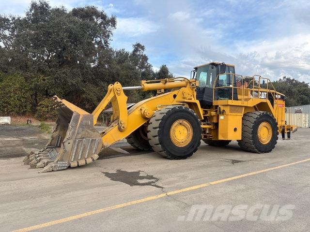 CAT 988H Chargeuse sur pneus