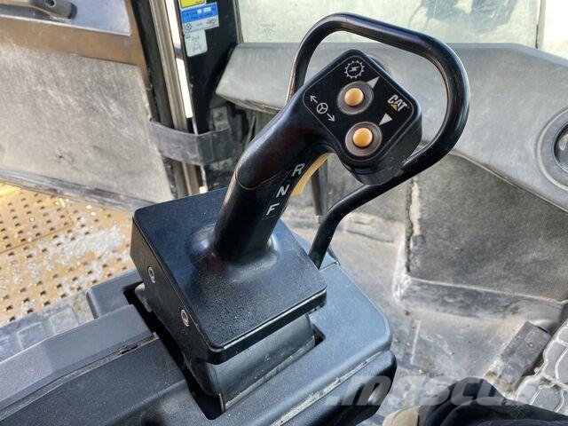 CAT 990K Φορτωτές με λάστιχα (Τροχοφόροι)