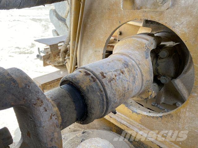CAT 990K Φορτωτές με λάστιχα (Τροχοφόροι)