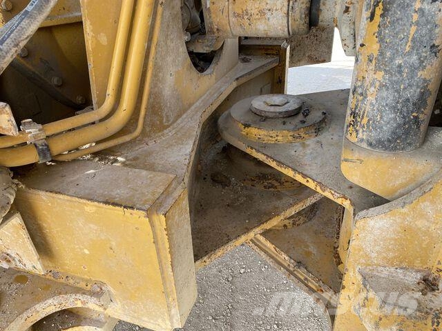 CAT 990K Φορτωτές με λάστιχα (Τροχοφόροι)