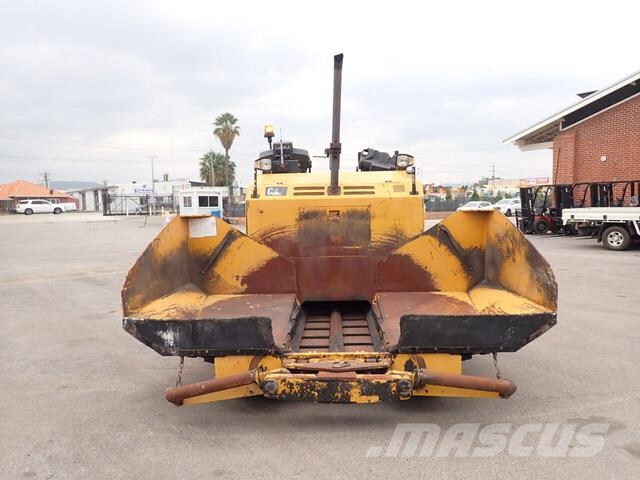 CAT AP-300F Asfaltafwerkmachines