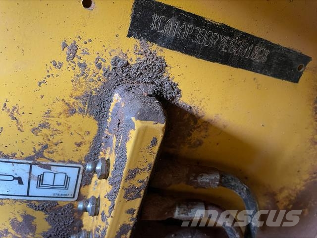 CAT AP-300F Asfaltafwerkmachines