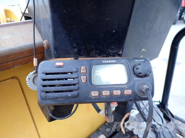CAT AP-300F Asfaltafwerkmachines