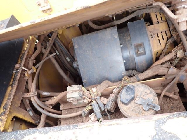 CAT AP-300F Asfaltafwerkmachines