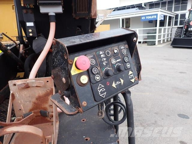 CAT AP-300F Asfaltafwerkmachines