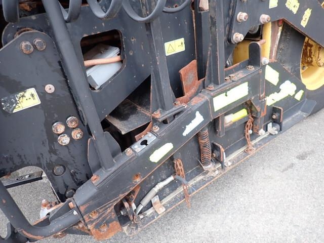 CAT AP-300F Asfaltafwerkmachines