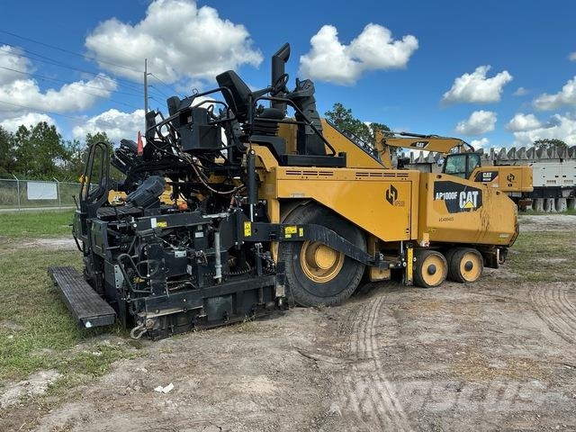 CAT AP1000F Asfaltni finišerji