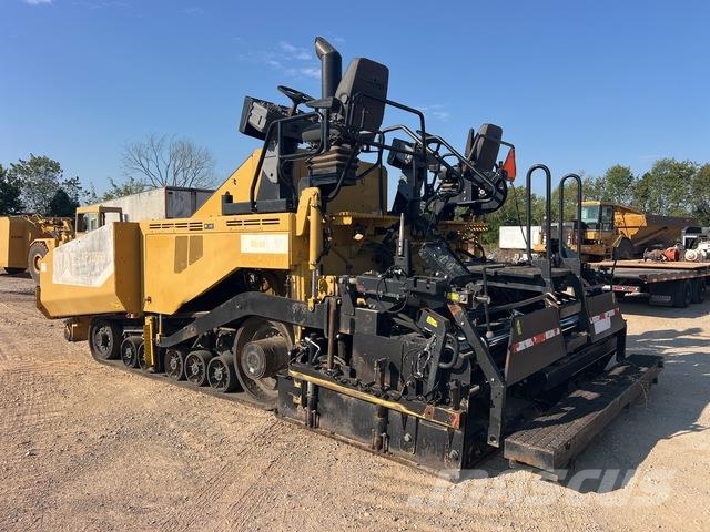 CAT AP1055E Машини за асфалт