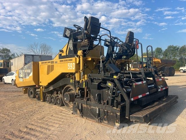 CAT AP1055E Машини за асфалт