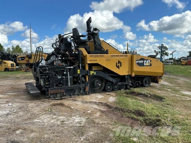 CAT AP1055F Asfaltni finišerji