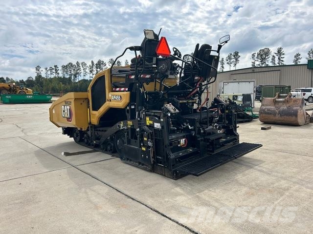 CAT AP455 Asfaltadoras