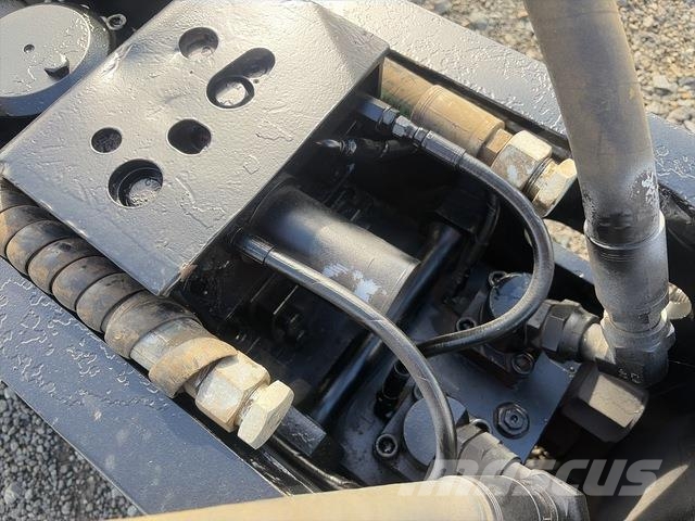 CAT B20 Hamers en brekers
