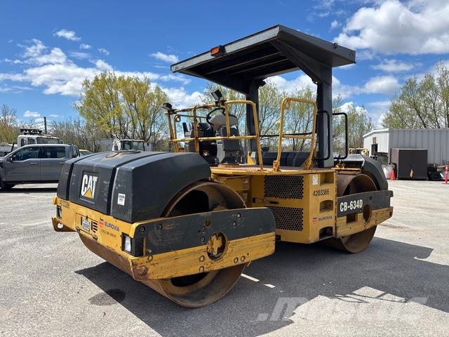 CAT CB-634D Rouleaux tandem