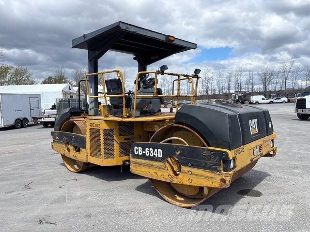 CAT CB-634D Rouleaux tandem