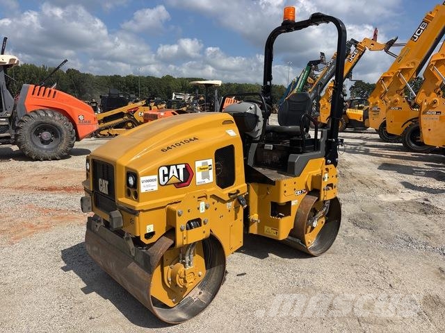 CAT CB2.7GC Twin drum rollers