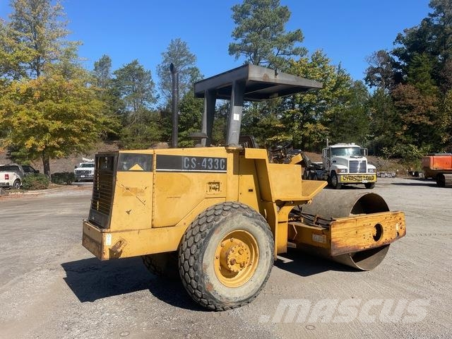 CAT CS-433C Single drum rollers