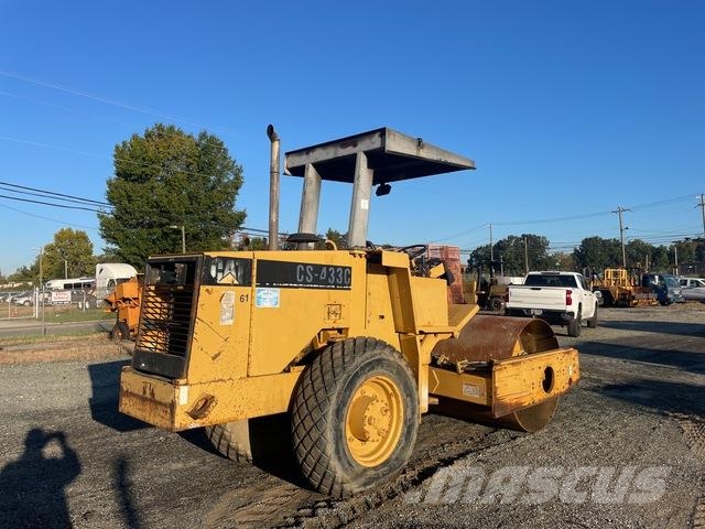 CAT CS-433C Single drum rollers