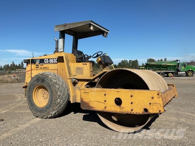 CAT CS-563C 单轮压路机