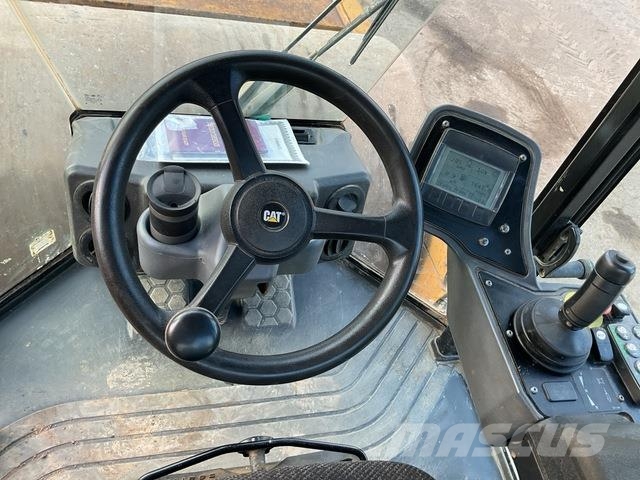 CAT CS78B Vienvalča grunts veltņi