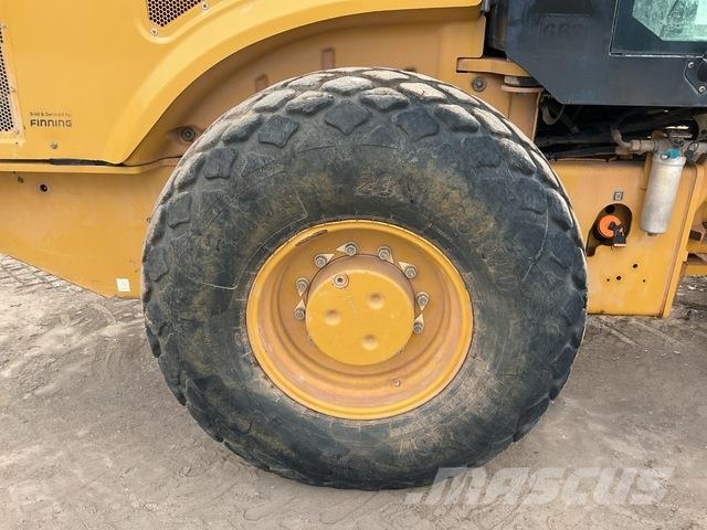 CAT CS78B Vienvalča grunts veltņi