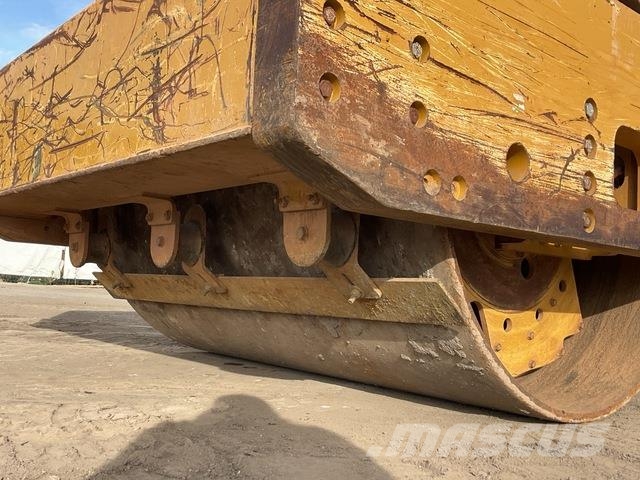 CAT CS78B Vienvalča grunts veltņi