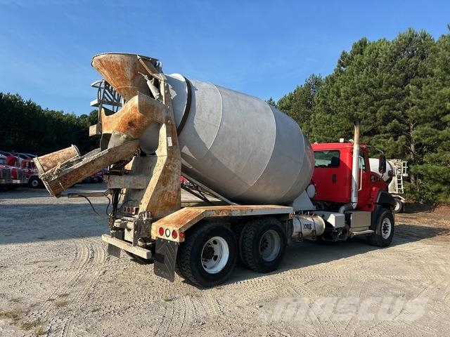 CAT CT660S Otros camiones
