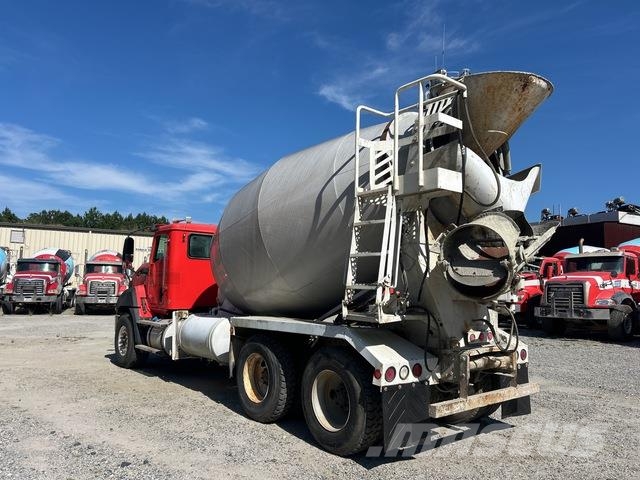CAT CT660S Otros camiones