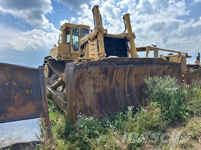 CAT D10 Гусеничні бульдозери