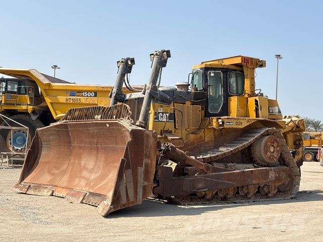 CAT D10R Bouteurs sur chenilles