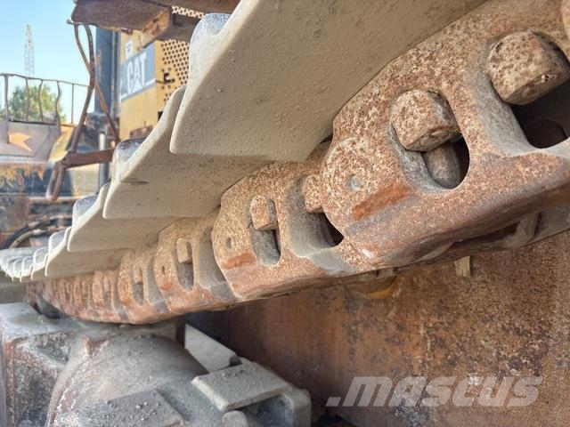 CAT D10R Bouteurs sur chenilles