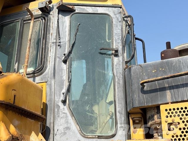 CAT D10R Bouteurs sur chenilles