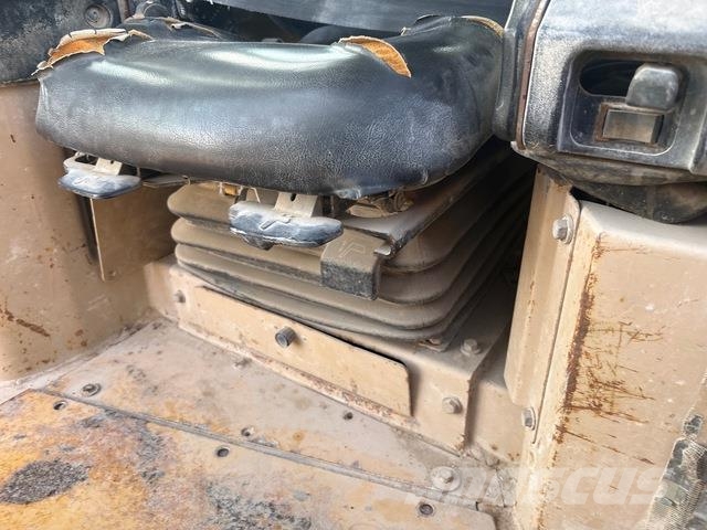 CAT D10R Bouteurs sur chenilles