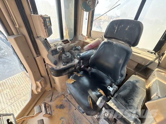 CAT D10R Bouteurs sur chenilles