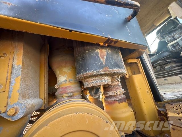 CAT D10R Bouteurs sur chenilles