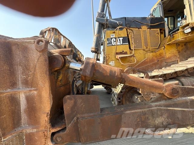 CAT D10R Bouteurs sur chenilles