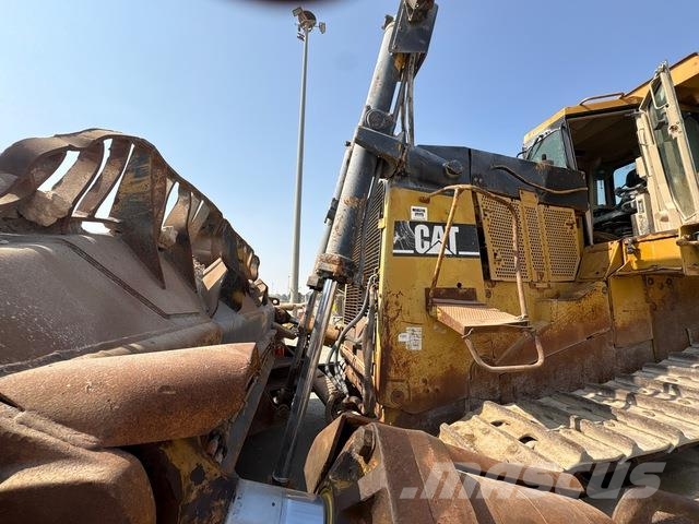 CAT D10R Bouteurs sur chenilles