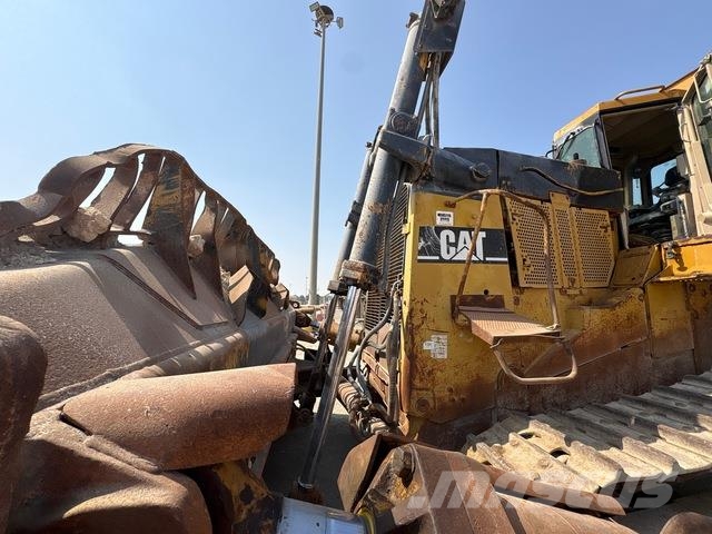 CAT D10R Bouteurs sur chenilles
