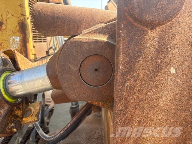 CAT D10R Bouteurs sur chenilles