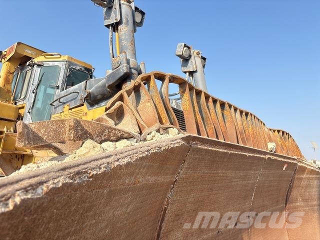 CAT D10R Bouteurs sur chenilles
